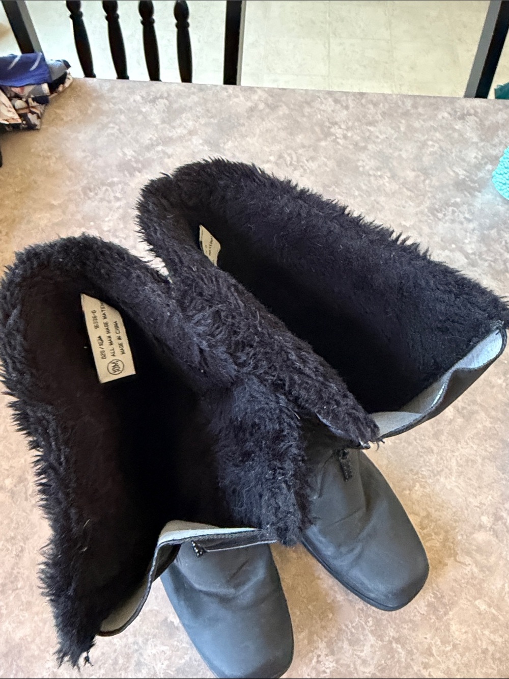 Totes Black Quilted Mid-Calf Winter Boots with Fur Trim - Picture 6 of 6